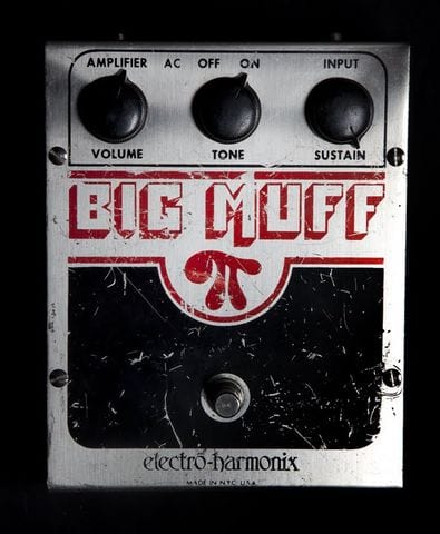 Billy Corgan “first recognition of Electro-Harmonix Big Muff Pi”