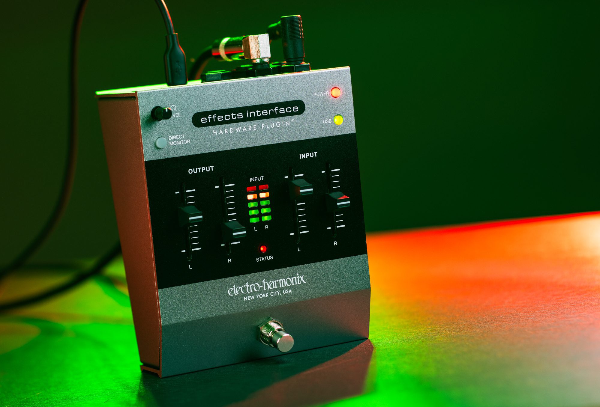 Plugin in una pedalboard? Electro-Harmonix presenta l'Effects Interface